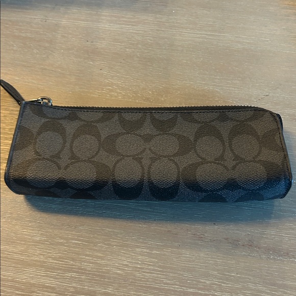 Coach Black Signature Pouch - Picture 4 of 5